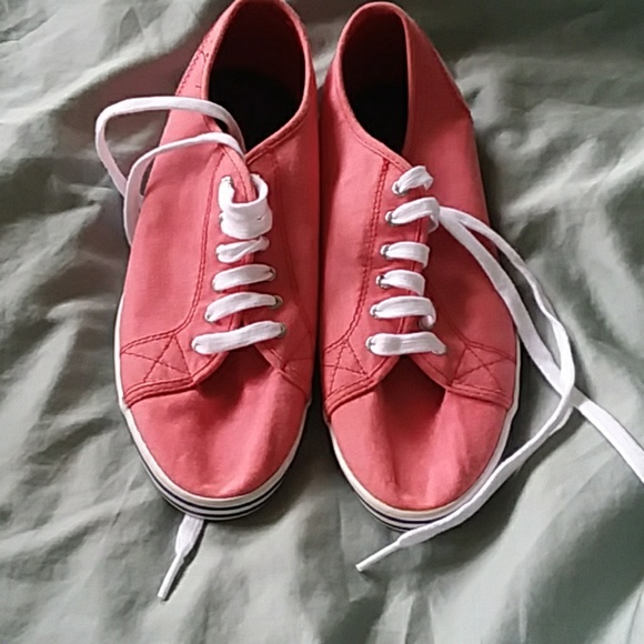 Nautica Shoes - Picture 1 of 2